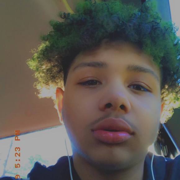 Meet your Posher, Jonathan - Picture 1 of 1